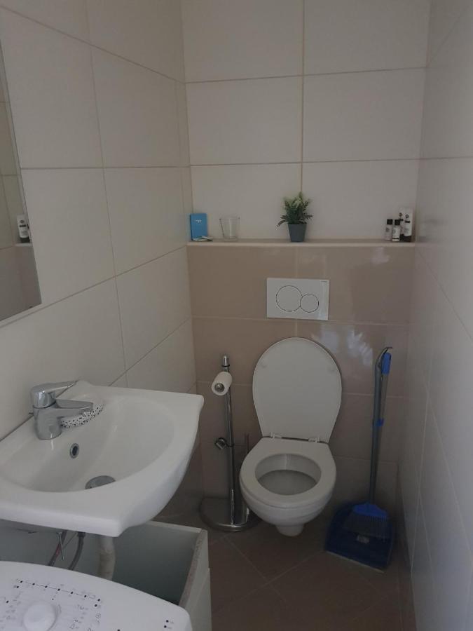 Small Studio Mali Lošinj Exterior foto